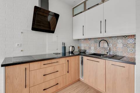 Blue Mandarin Riverside