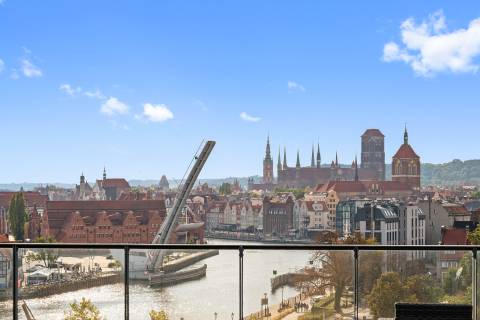 Blue Mandarin Riverside