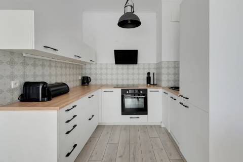 Blue Mandarin Riverside