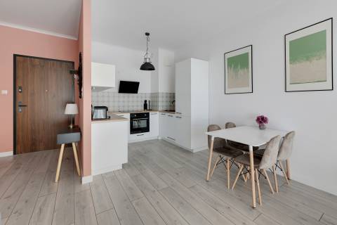 Blue Mandarin Riverside