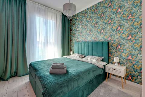 Blue Mandarin Riverside