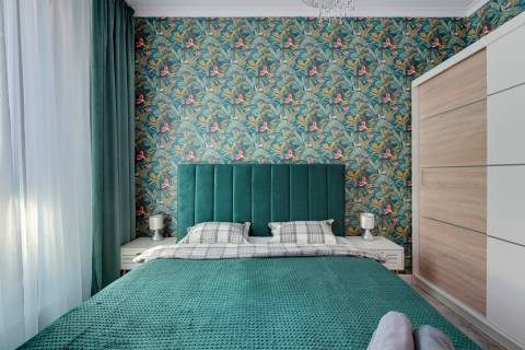 Blue Mandarin Riverside