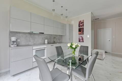 Blue Mandarin Riverside