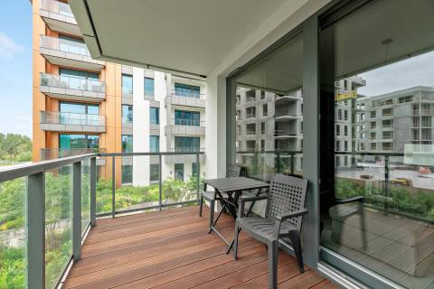 Blue Mandarin Riverside