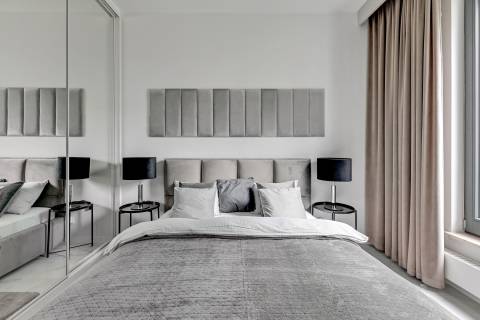 Blue Mandarin Riverside