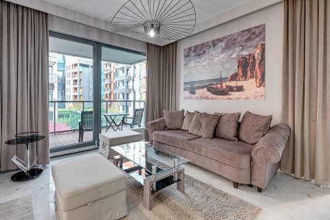 Blue Mandarin Riverside