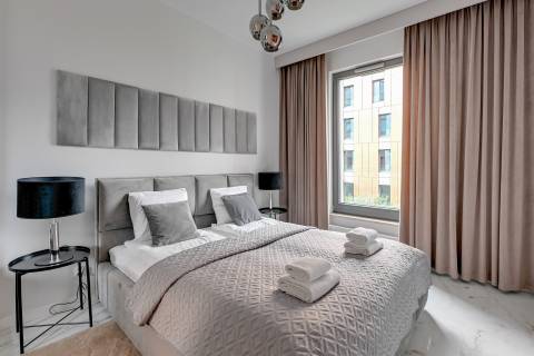 Blue Mandarin Riverside