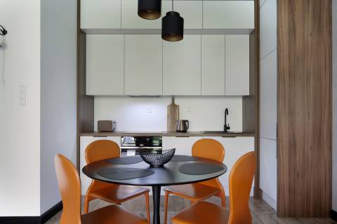 Blue Mandarin Riverside