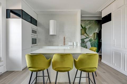 Blue Mandarin Riverside