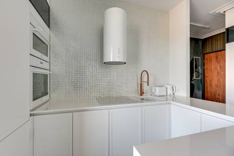 Blue Mandarin Riverside