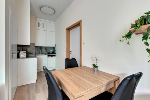 Blue Mandarin Riverside