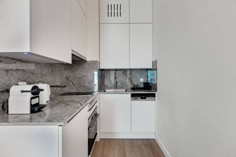 Blue Mandarin Riverside