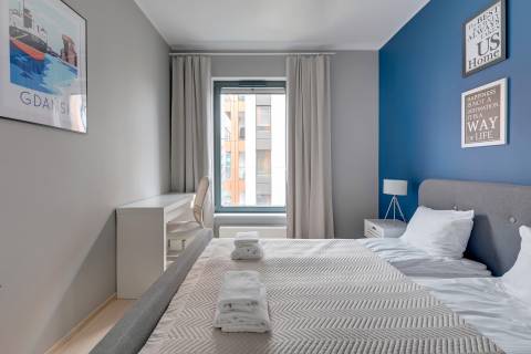 Blue Mandarin Riverside