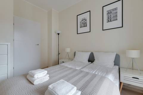 Blue Mandarin Riverside