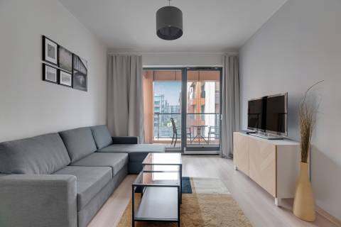 Blue Mandarin Riverside