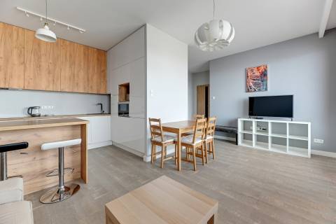 Blue Mandarin Riverside