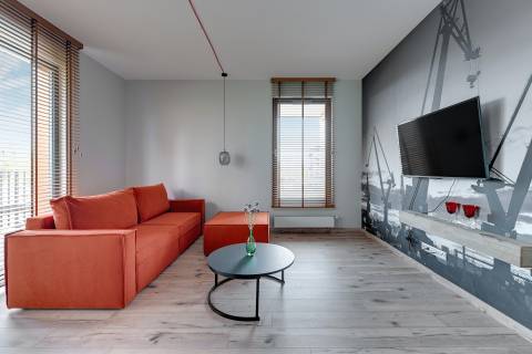 Blue Mandarin Riverside