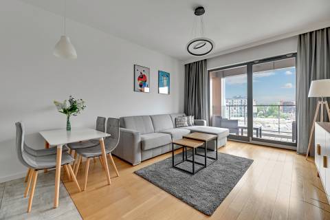 Blue Mandarin Riverside