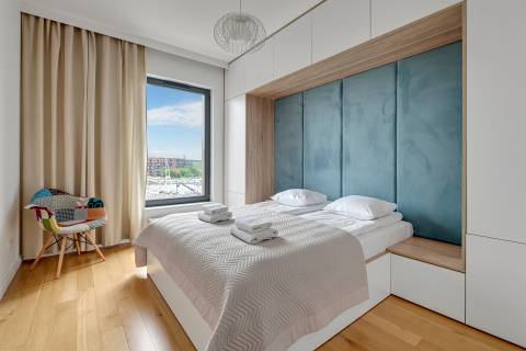 Blue Mandarin Riverside