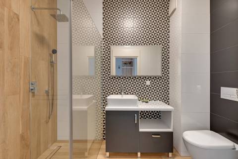 Blue Mandarin Riverside