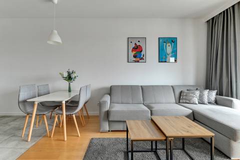 Blue Mandarin Riverside