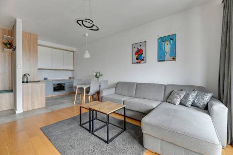 Blue Mandarin Riverside