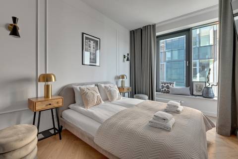 Blue Mandarin Riverside