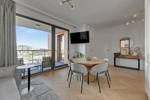 Blue Mandarin Riverside