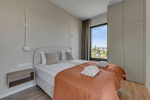 Blue Mandarin Riverside