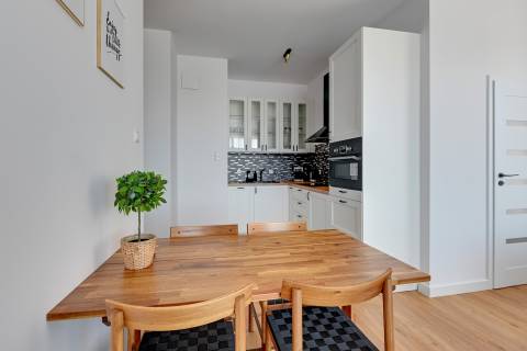 Blue Mandarin Riverside