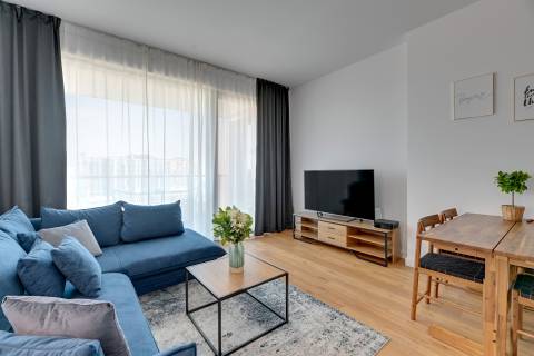 Blue Mandarin Riverside