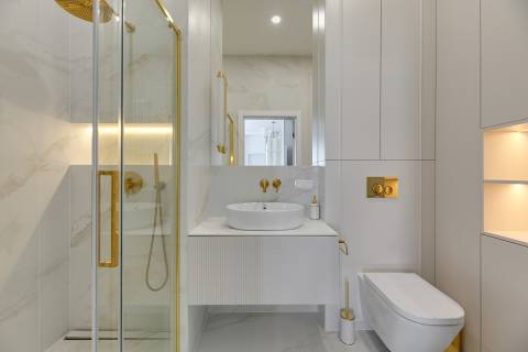 Blue Mandarin Riverside