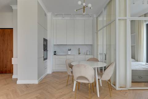 Blue Mandarin Riverside