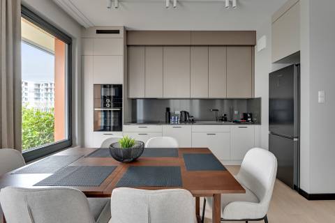 Blue Mandarin Riverside