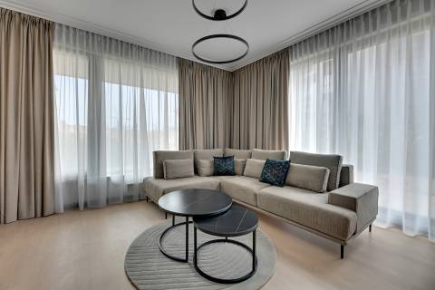 Blue Mandarin Riverside