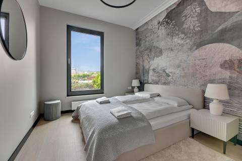 Blue Mandarin Riverside