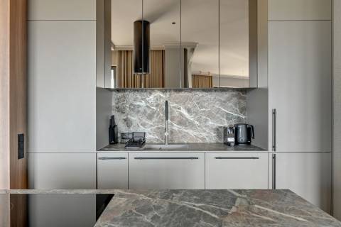 Blue Mandarin Riverside