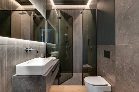 Blue Mandarin Riverside