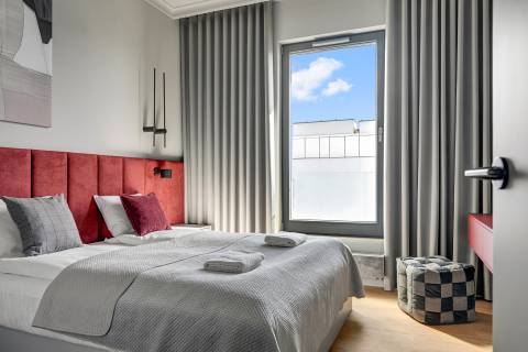 Blue Mandarin Riverside