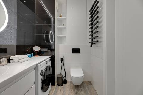 Blue Mandarin Riverside