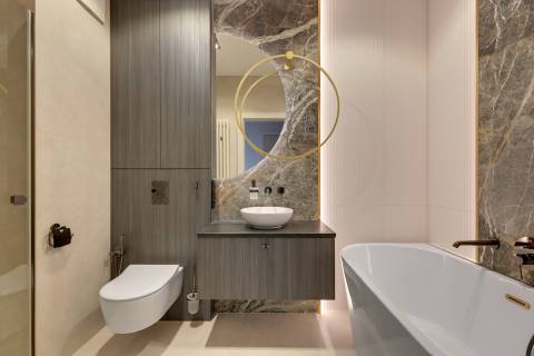 Blue Mandarin Riverside