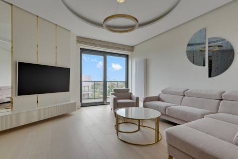 Blue Mandarin Riverside