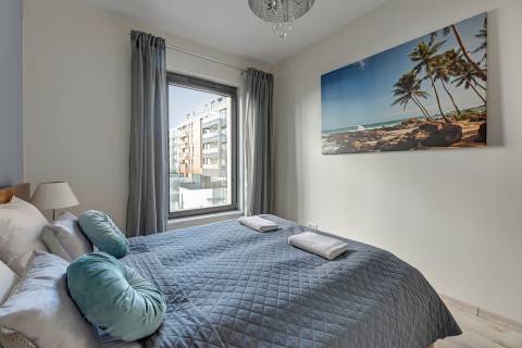 Blue Mandarin Riverside