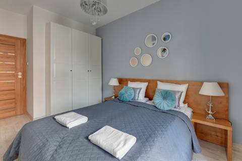 Blue Mandarin Riverside