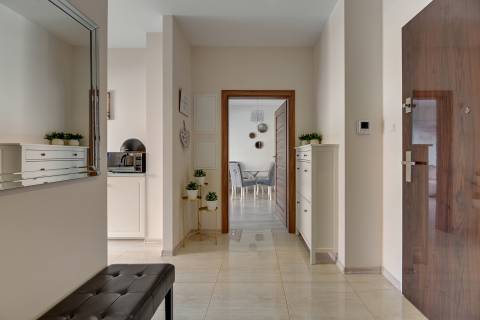 Blue Mandarin Riverside