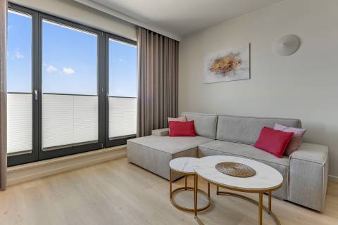 Blue Mandarin Riverside