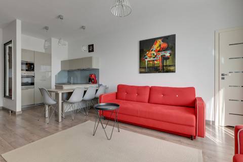 Blue Mandarin Riverside