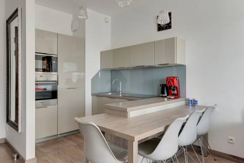 Blue Mandarin Riverside