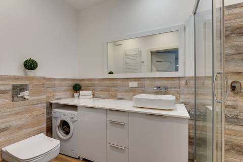 Blue Mandarin Riverside