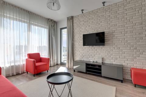 Blue Mandarin Riverside